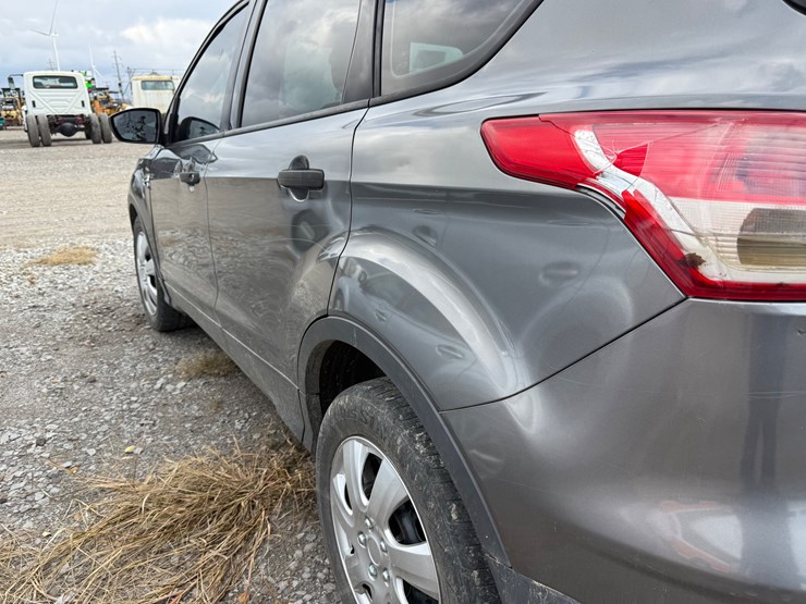 2014-ford-escape-image-10