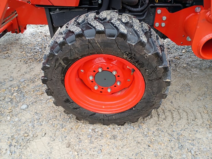 2022-kubota-la526-image-75