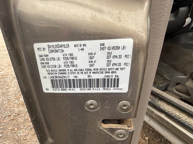 2004-jeep-liberty-image-23