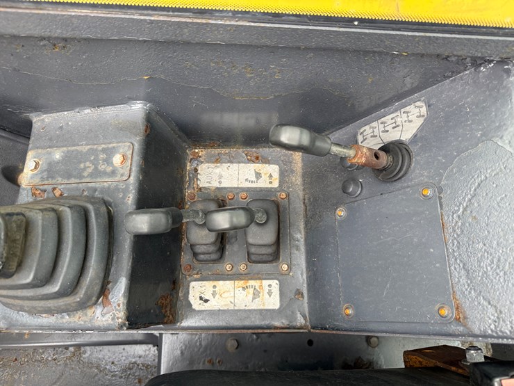 2018-jcb-509-42-image-29