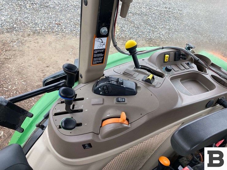 2018-john-deere-5090m-image-60