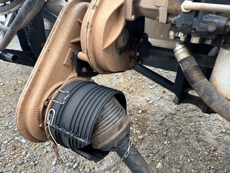 2022-mac-don-fd240-image-25