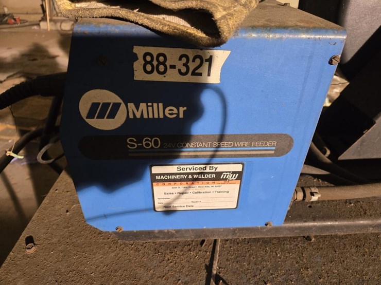 #3433-•-miller-dimension-650-arc-welder-w/-feeder-image-5