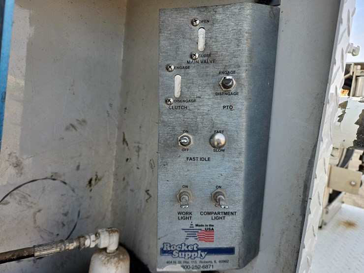 2016-freightliner-s2g-image-65