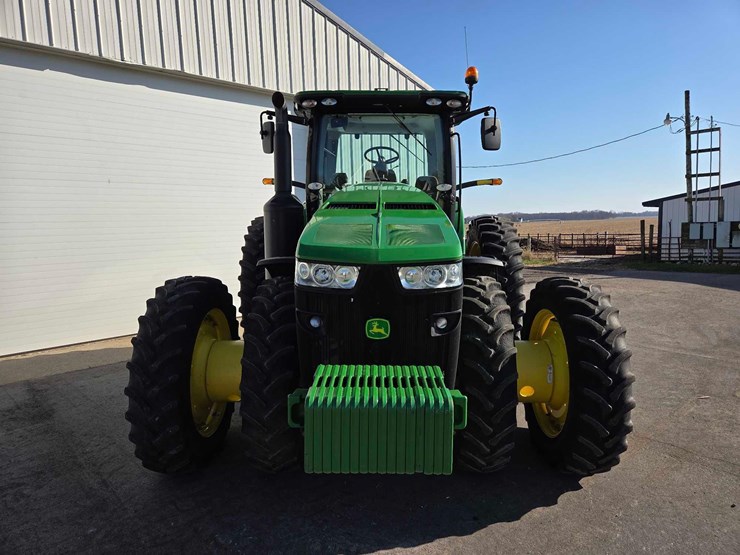 2012-john-deere-8285r-image-4