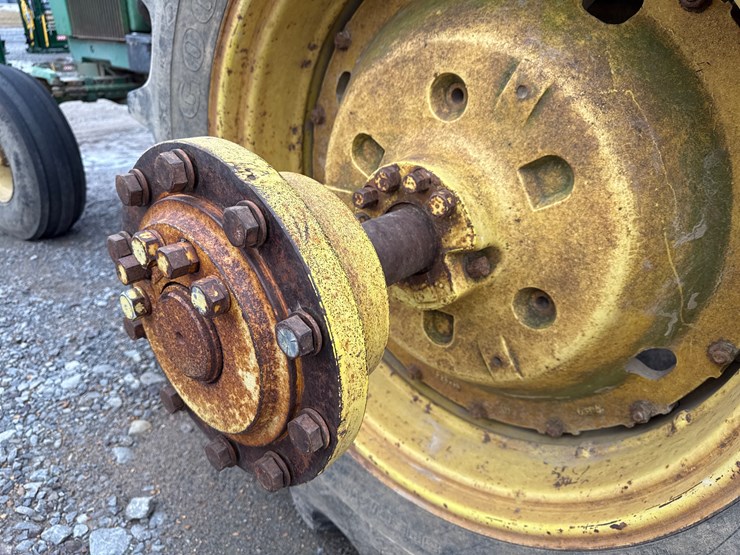 john-deere-4640-image-16