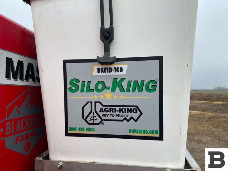 massey-ferguson-1844s-image-17