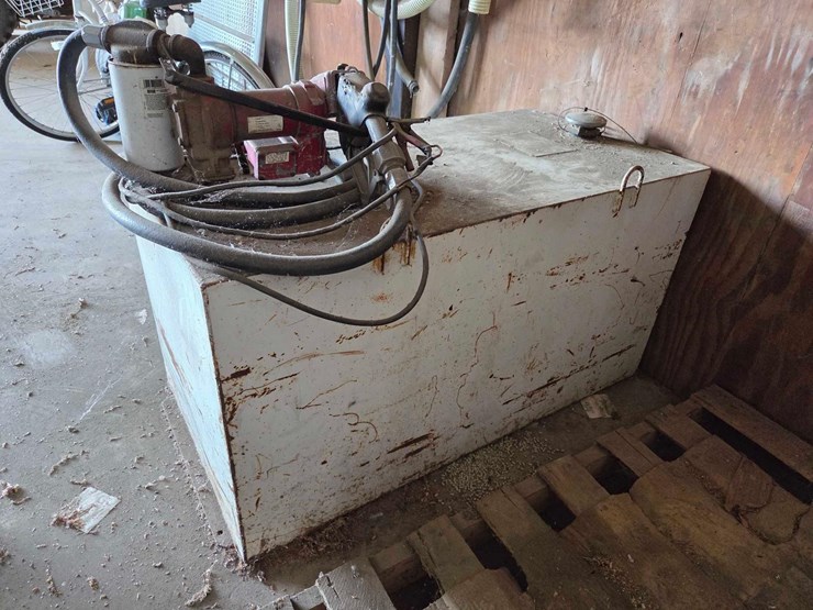 transfer-fuel-tank-w/-12-volt-pump-image-1