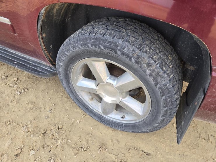 2009-chevrolet-tahoe-ltz-image-14