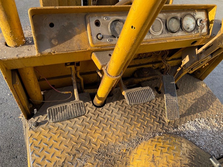 yale-5000#-lp-forklift-image-13