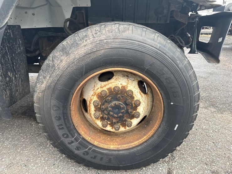 2002-international-7400-image-91