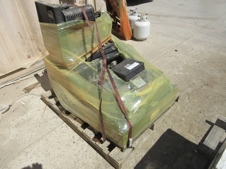 lot-of-misc-gas-generators,-gas-engines-&-parts-image-4