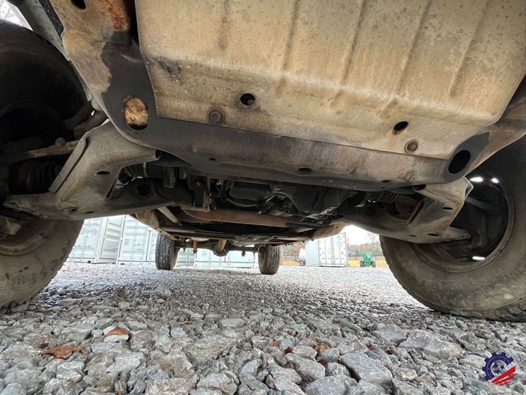 1990-gmc-sierra-pickup-truck-image-15