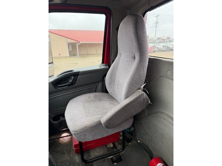 2019-international-lt-image-22