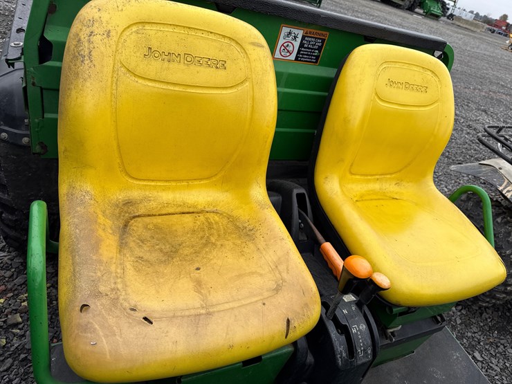 john-deere-gator-hpx-image-14