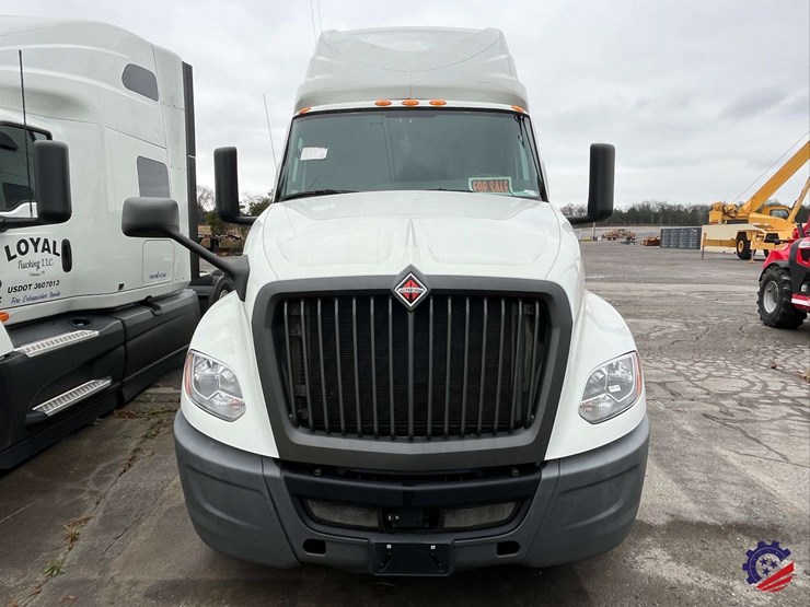 2019-international-lt-image-15