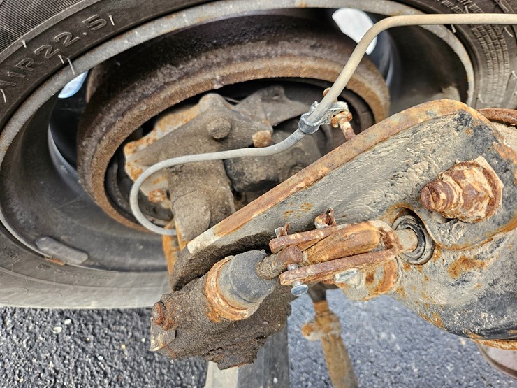 2018-freightliner-s2g-image-43