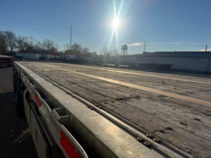 2002-fontaine-flatbed-image-10