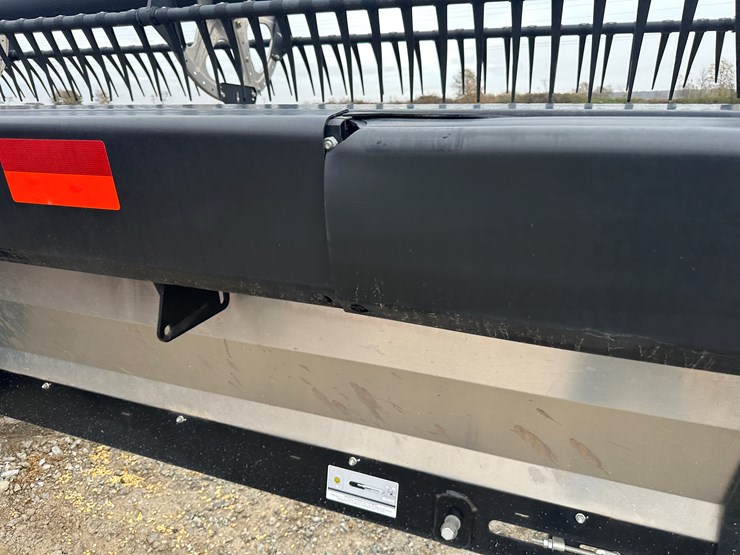 2022-mac-don-fd240-image-8