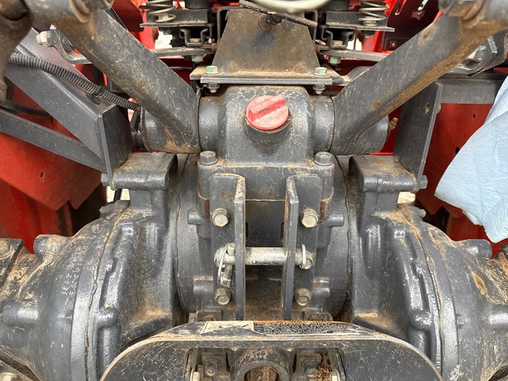 kubota-l4701-image-9