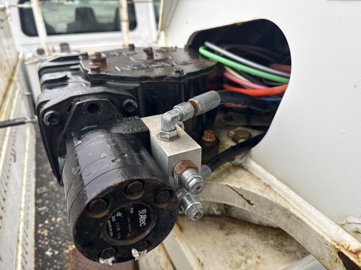 2013-international-4300-sba-image-54