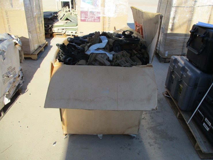 lot-of-left/right-hand-gun-holster-image-1