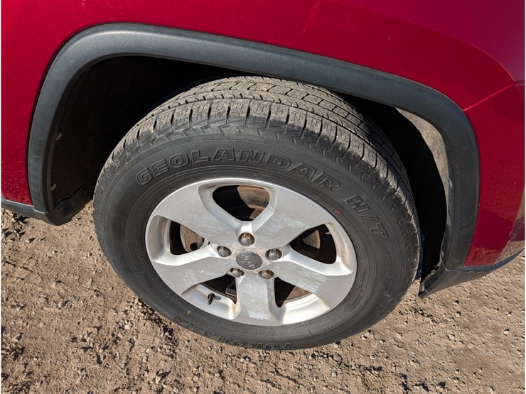 2013-jeep-grand-cherokee-image-4