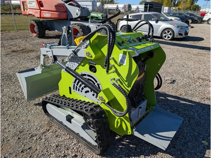 landhero-ldh-t460-mini-skid-steer-image-10