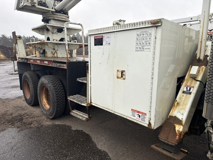 2002-international-7400-image-40