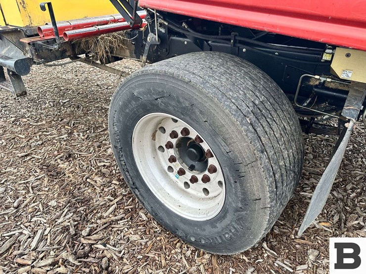 new-holland-h9880-image-13