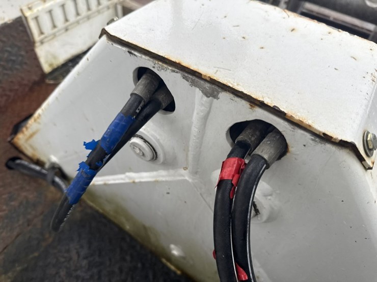 2013-international-4300-sba-image-57