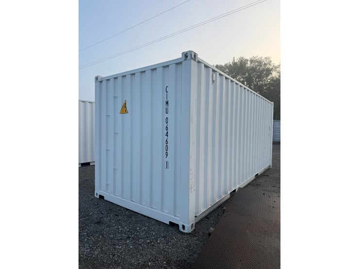 20'-shipping-container-w/-2-side-doors-image-3