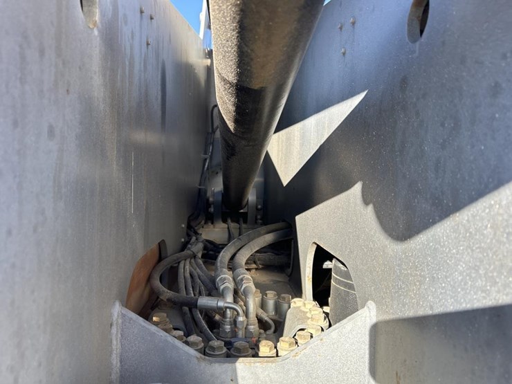 2017-skyjack-sj45t-image-29