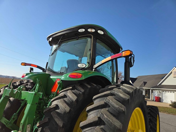 2012-john-deere-8285r-image-42