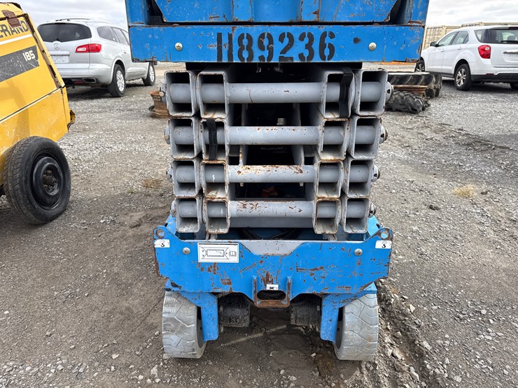 2011-genie-gs3232-image-8