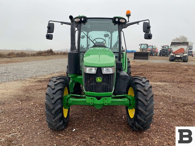 2018-john-deere-5090m-image-8