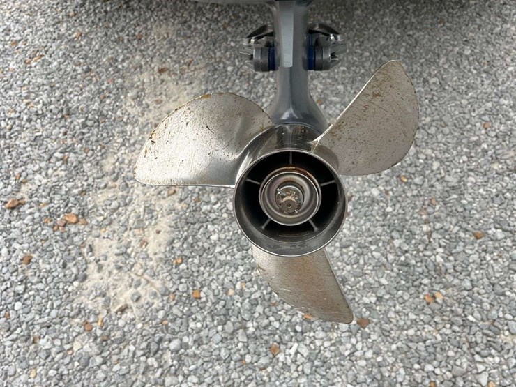 2022-havoc-river-rat-1756-step-transon-boat-image-12