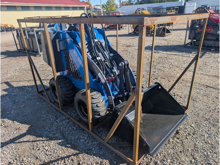 agt-mx-mrw14-mini-skid-steer-image-2