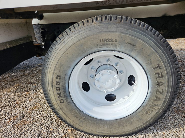 2018-freightliner-s2g-image-82