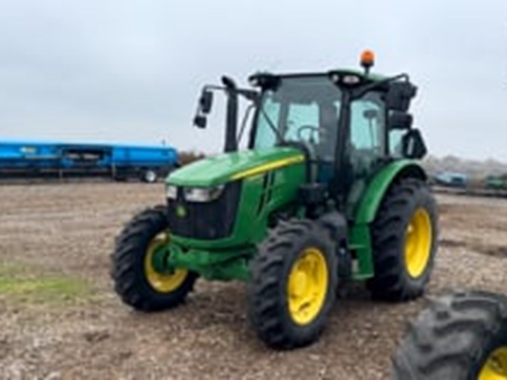 2018-john-deere-5090m-image-71
