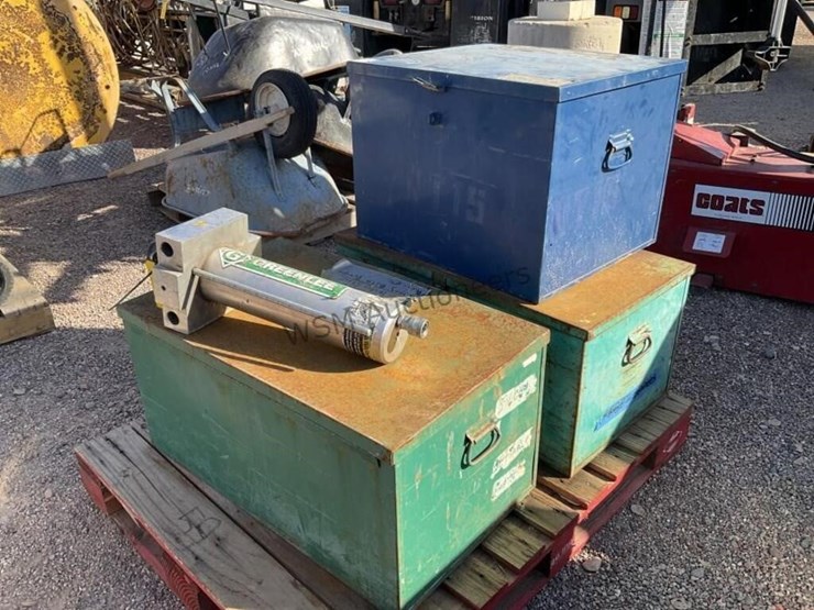 pallet-of-misc-hydraulic-bender-parts-image-2