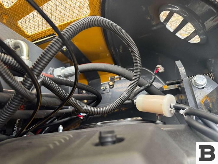 2025-cfg-industrial-qk20r-mini-excavator-image-20