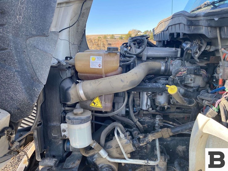 2011-international-durastar-4300-image-60