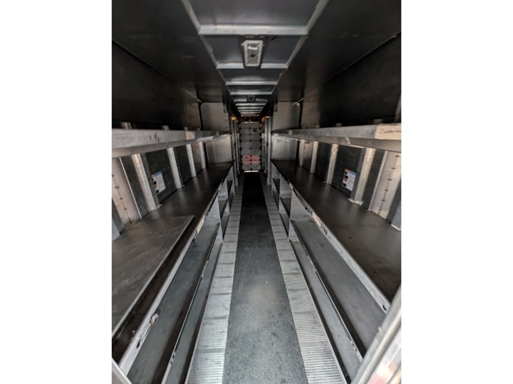 2017-freightliner-mt55-image-13