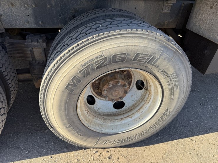 #1953-•-1998-ford-fuel-truck-image-89