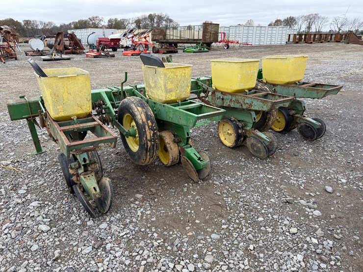 12-john-deere-12-image-4