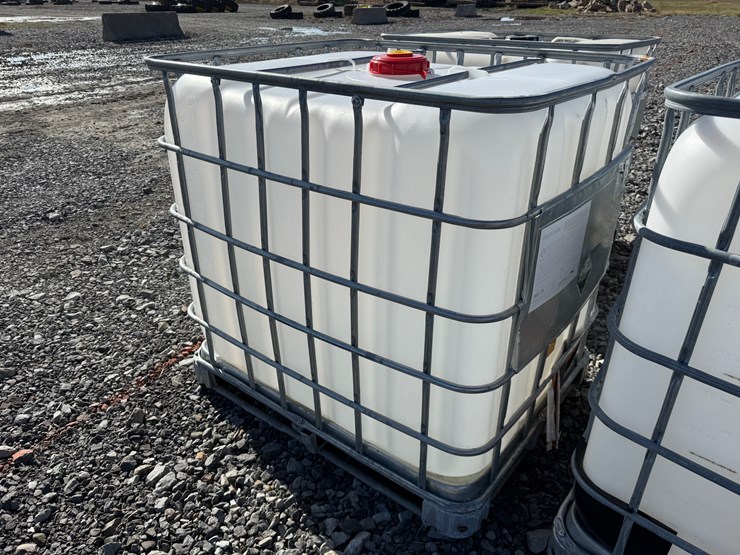 #22629-•-1000-gallon-poly-tank-w/-cage-image-1