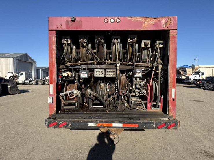 #1953-•-1998-ford-fuel-truck-image-4