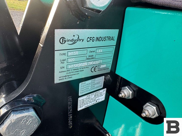 2025-cfg-industrial-h15r-mini-excavator-image-14