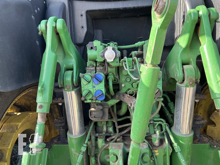 2013-john-deere-6170r-image-21